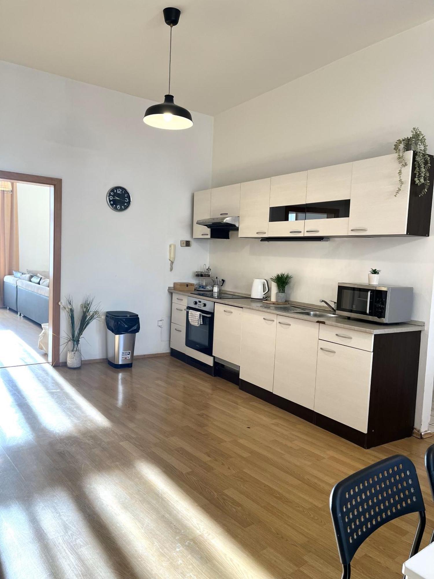 Apartment Olivia - Old Town Bratislava Eksteriør bilde